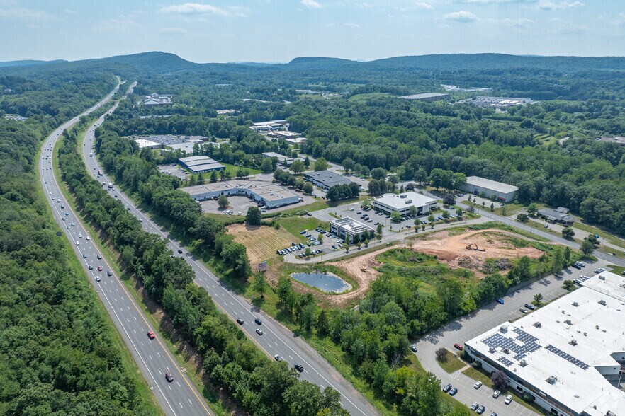 More Photos Of 100 Centerpoint, Middletown Land For Sale