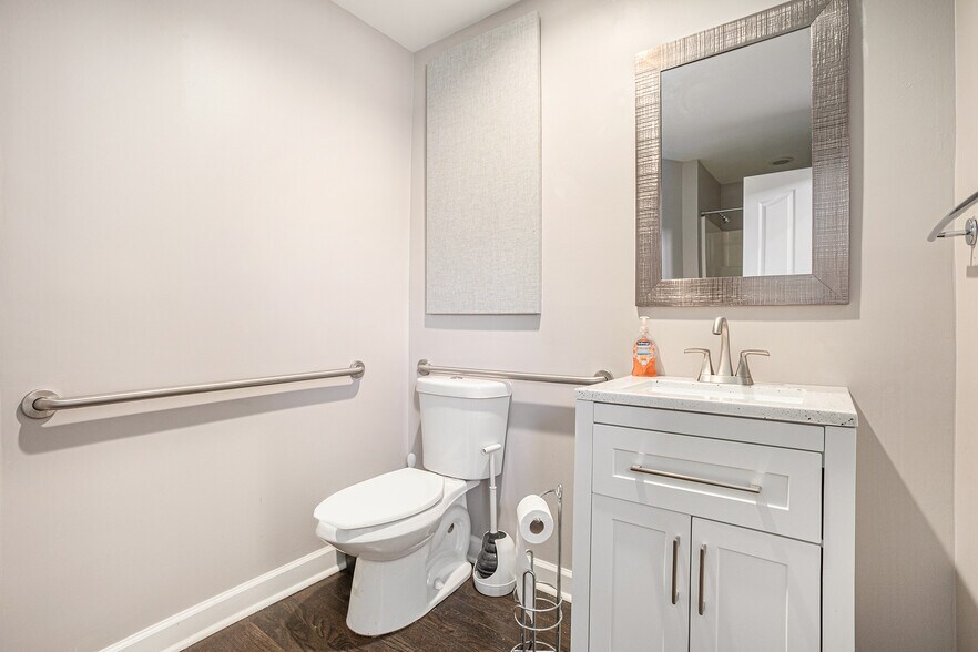 More Photos Of 183 Scott Rd, Canton Office Residential For Sale