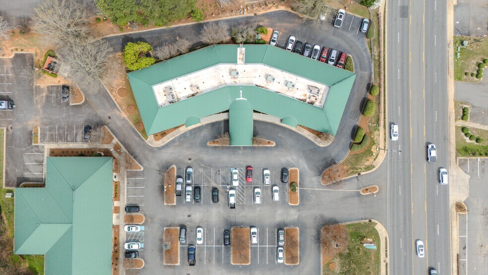 More Photos Of 410 S Herlong Ave, Rock Hill Unknown For Lease