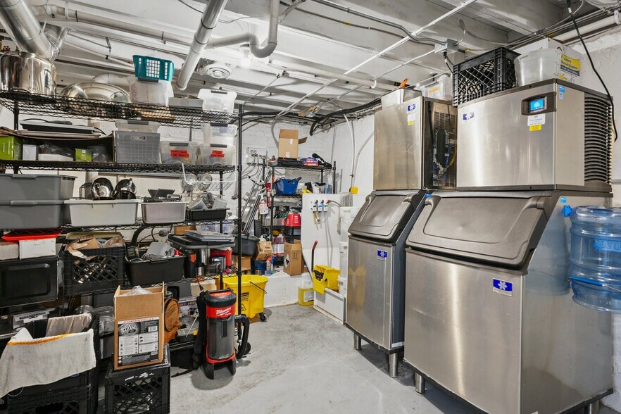 More Photos Of 516 S Park St, Madison Apartments For Sale