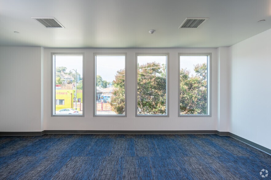 More Photos Of 5380 Alhambra Ave, Los Angeles Research And Development For Lease