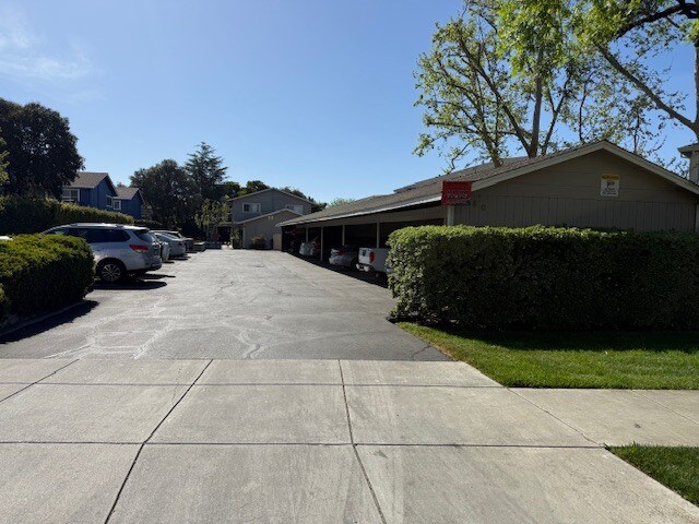 More Photos Of 580 Stoney Ct, Gilroy Apartments For Sale