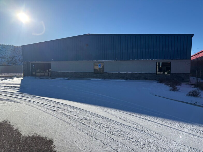 More Photos Of 7775 Gary Watson Pt, Colorado Springs Warehouse For Lease