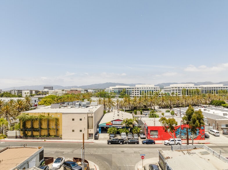 More Photos Of 2319 Michigan Ave, Santa Monica Auto Repair For Sale