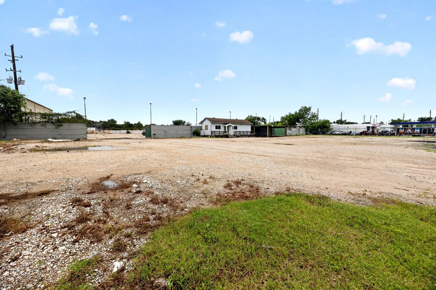 More Photos Of 12222 N Houston Rosslyn Rd, Houston Land For Lease