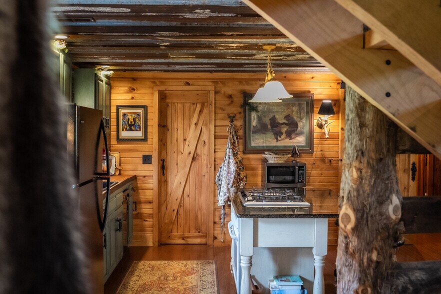 More Photos Of 129 Vaughan Rd, Eldon Lodge Meeting Hall For Sale