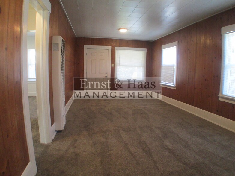 More Photos Of 1440-1444 E 4th St, Long Beach Storefront Retail Residential For Sale