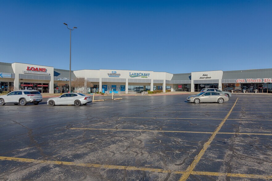Primary Photo Of 728-732 W New Orleans St, Broken Arrow Unknown For Lease