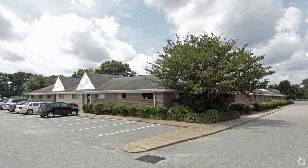 More Photos Of 1704-1760 Sir William Osler Dr, Virginia Beach Medical For Lease