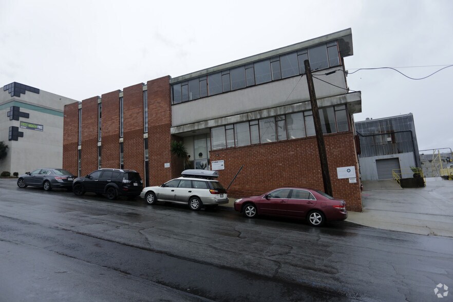 More Photos Of 124-132 Maryland St, El Segundo Unknown For Lease