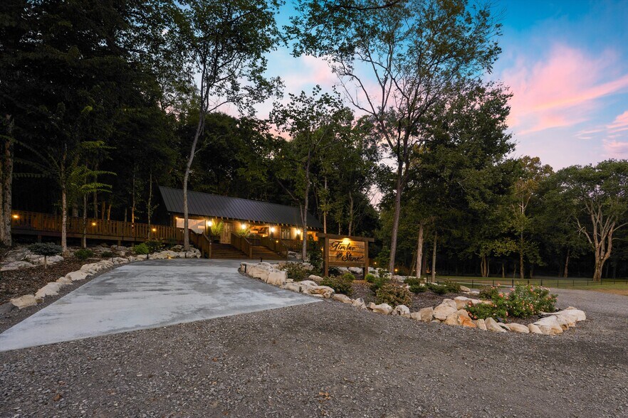 More Photos Of 4201 Pleasant Valley Rd, Union Grove Restaurant For Sale