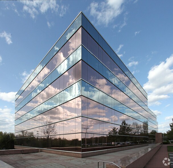 More Photos Of 55 Capital Blvd, Rocky Hill Office For Lease