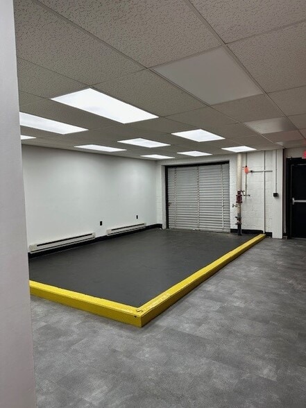 More Photos Of 18513 Euclid Ave, Cleveland Industrial For Sale