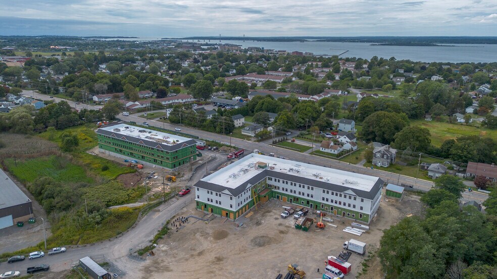 More Photos Of 1747 W Main Rd, Middletown General Retail For Lease