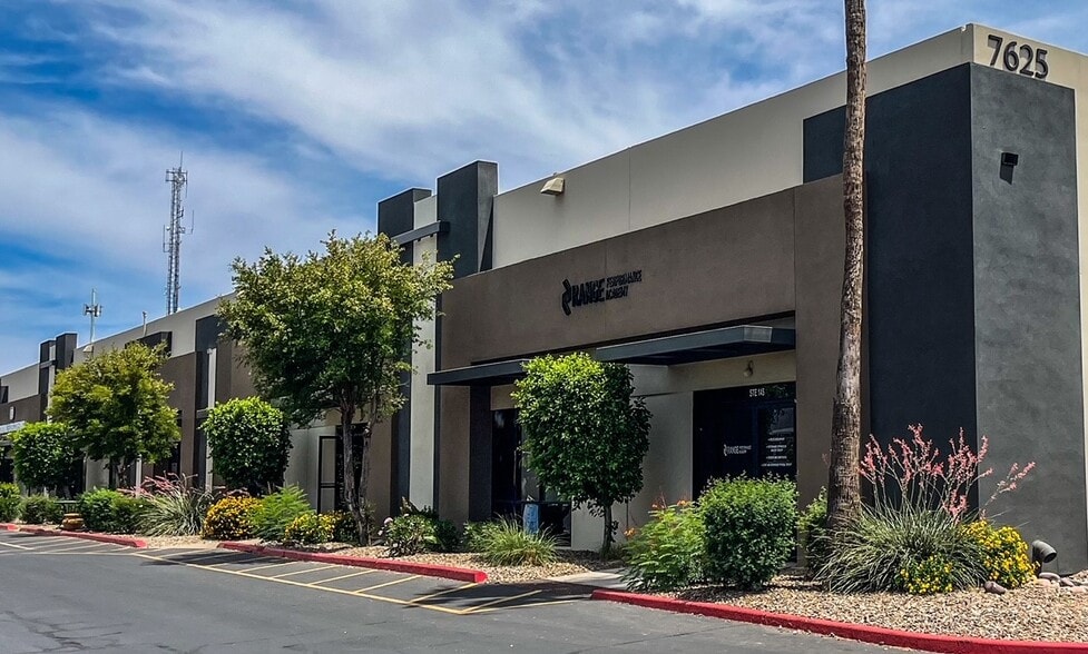 More Photos Of 7625 E Redfield Rd, Scottsdale Warehouse For Lease
