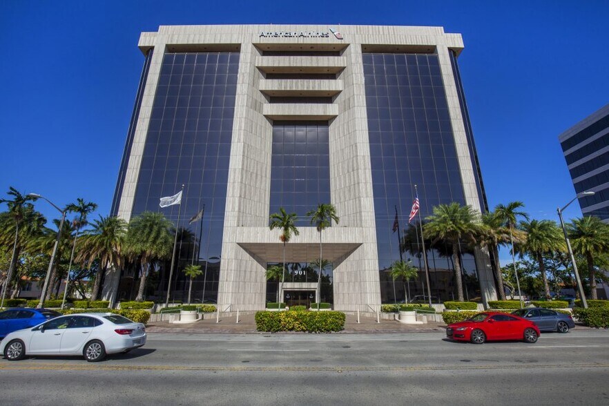 More Photos Of 901 Ponce de Leon Blvd, Coral Gables Office For Lease