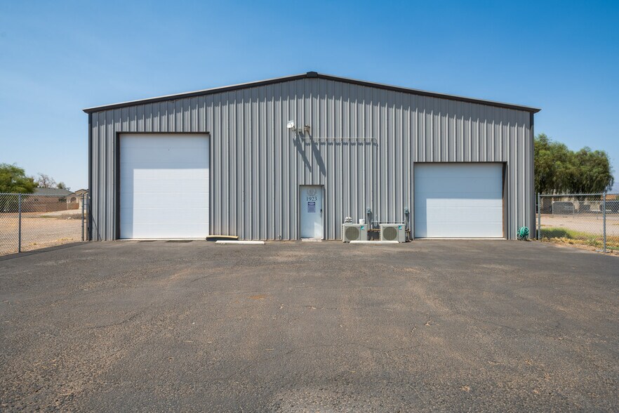 Primary Photo Of 1923 Courtwright Rd, Mohave Valley Warehouse For Sale