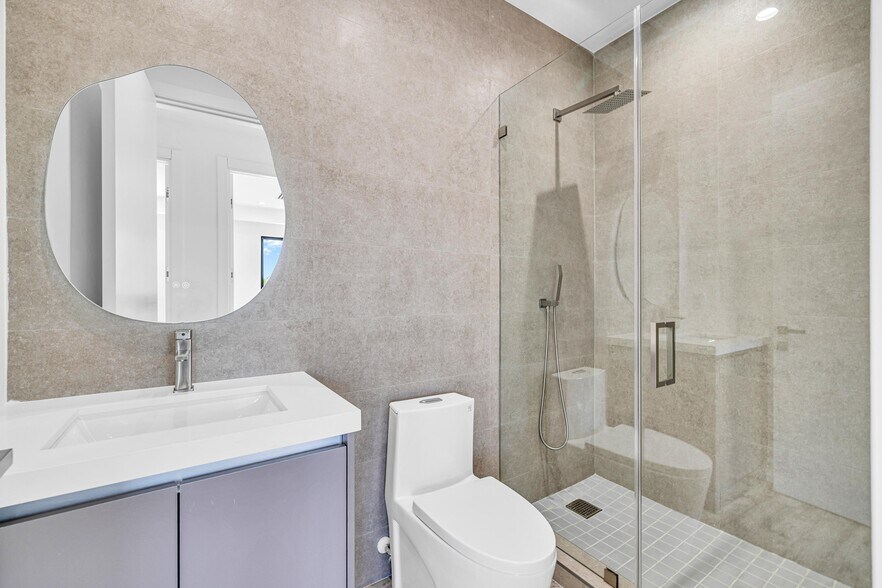 More Photos Of 1233 NE 12th Ave, Fort Lauderdale Apartments For Sale
