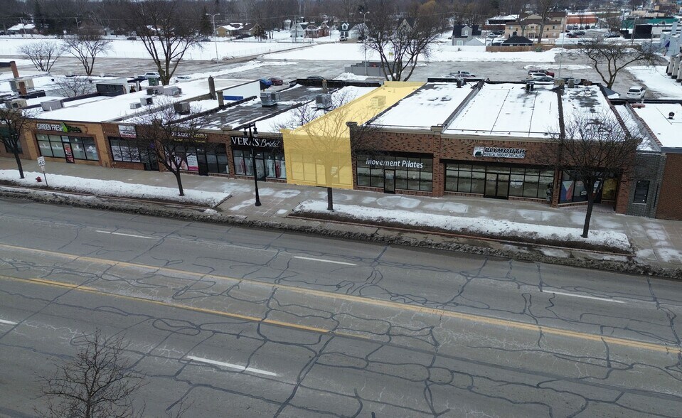 Primary Photo Of 29454-29478 Ford Rd, Garden City Storefront For Lease
