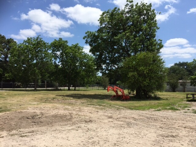 More Photos Of 23738 Northwest Fwy, Cypress Industrial For Sale