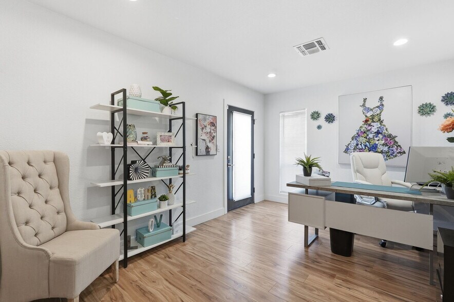 More Photos Of 12826 N Scottsdale Rd, Scottsdale Office Residential For Lease
