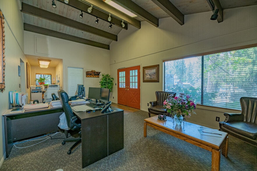 More Photos Of 41659 Big Bear Blvd, Big Bear Lake Office Residential For Lease