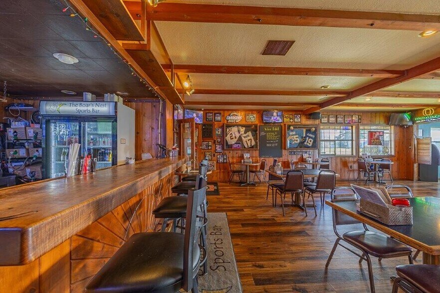 More Photos Of 3030 Oregon Ave, Bandon Restaurant For Sale