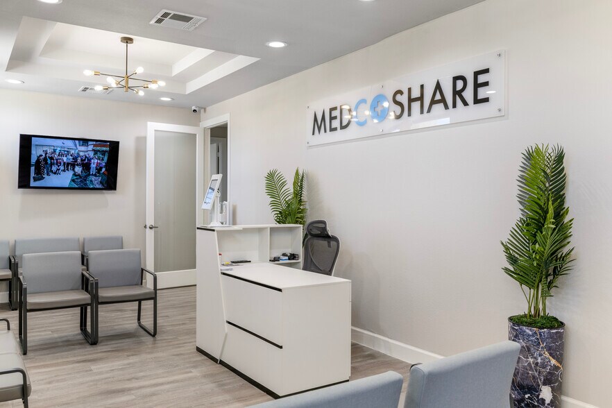 More Photos Of 3129 Kingsley Dr, Pearland Medical For Lease