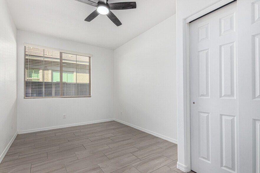 More Photos Of 10838 W San Juan Ave, Phoenix Healthcare For Sale