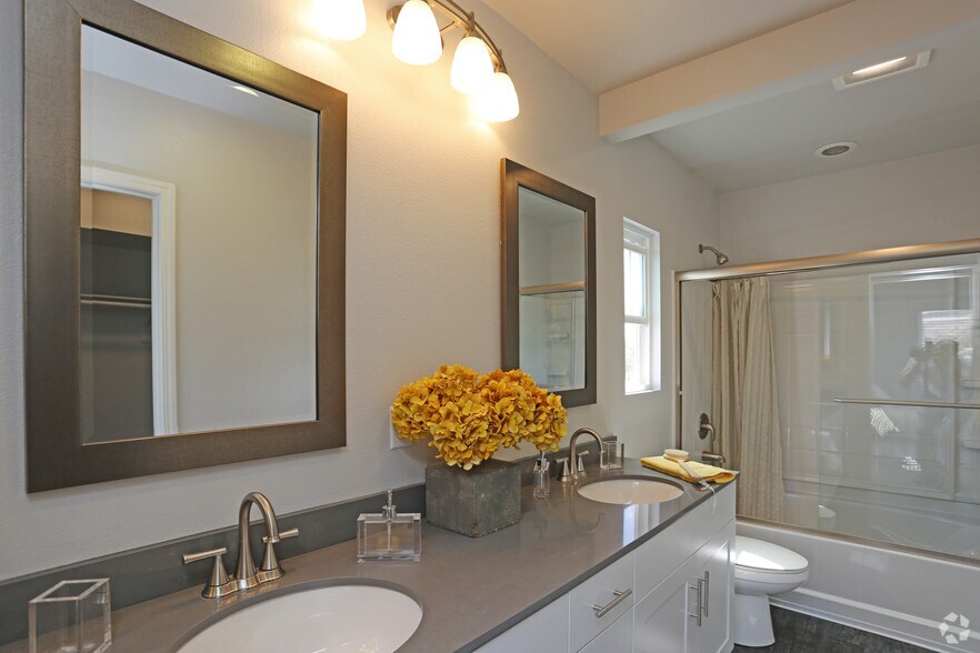 More Photos Of 307 Sycamore Rd, San Ysidro Apartments For Sale