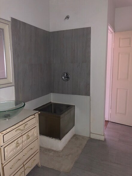More Photos Of 1975 Potrero Grande Dr, Monterey Park Unknown For Lease
