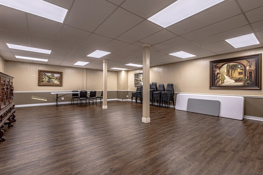 More Photos Of 2505 Washington Ave, Waco Office For Lease