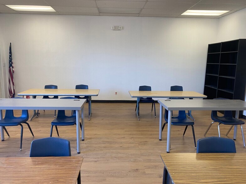 More Photos Of 630 W 17th Pl, Tempe Schools For Lease