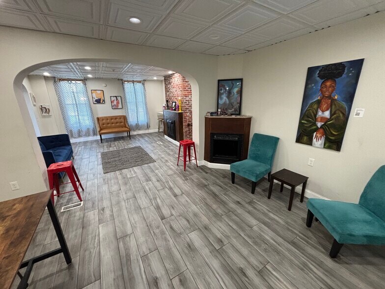 More Photos Of 65 N Broad St, Woodbury Office Residential For Sale