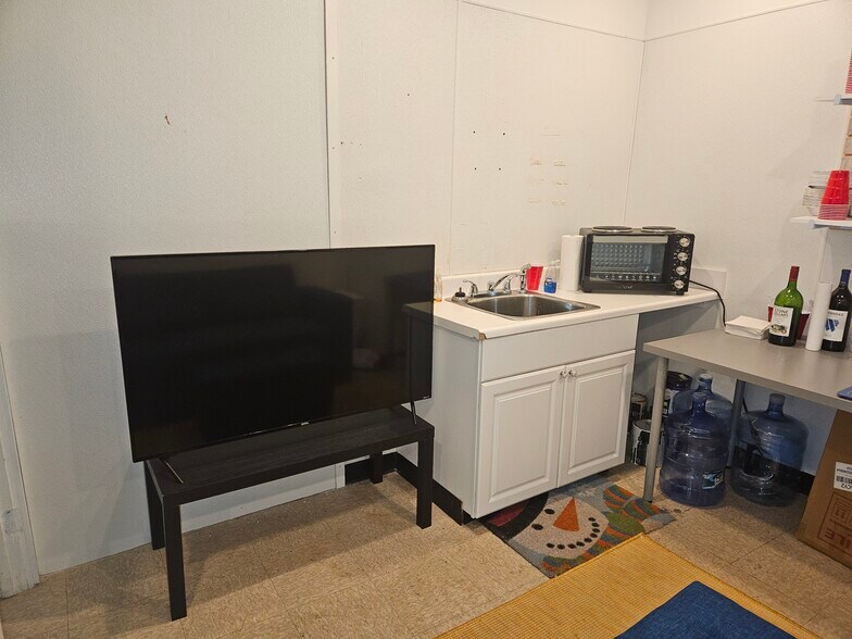 More Photos Of 201-230 Goddard Row, Newport Storefront Retail Office For Sale