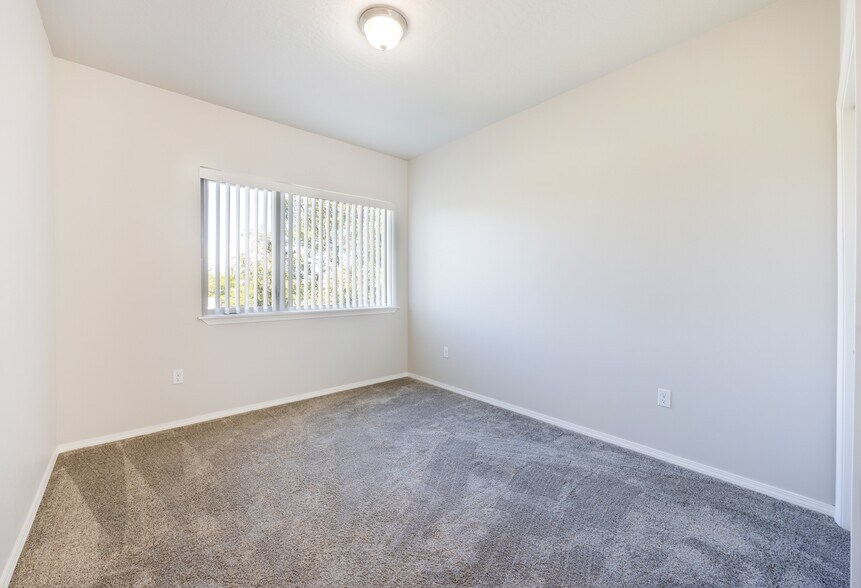 More Photos Of 155 N California St, Missoula Apartments For Sale