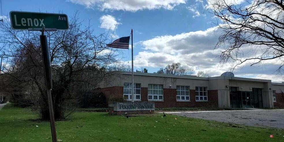 Primary Photo Of 511 Lenox St, Stroudsburg Office For Lease
