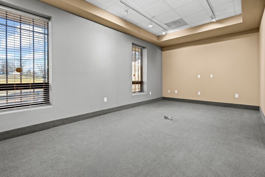 More Photos Of 4702 Eastern Ave, Kansas City Warehouse For Sale