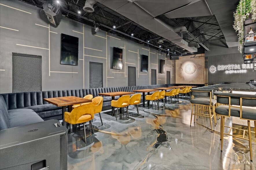 More Photos Of 2281 S Foster Ave, Wheeling Winery Vineyard For Sale