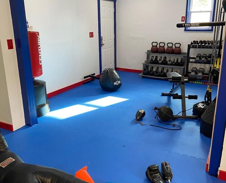 More Photos Of 1349 US Highway 202, Branchburg Storefront Retail Office For Sale