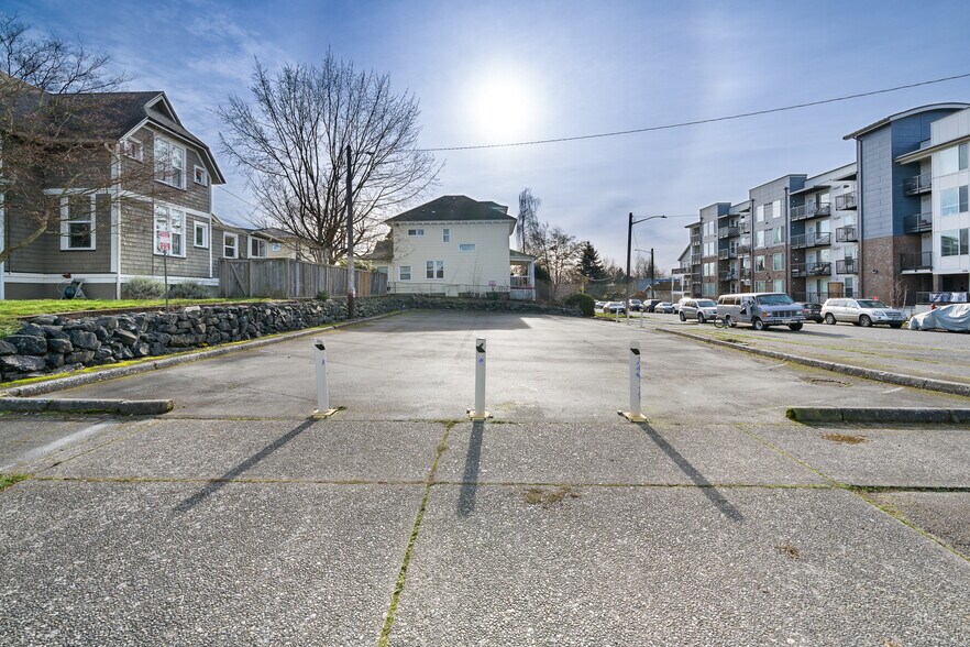 More Photos Of 804 N State St, Tacoma Religious Facility For Sale