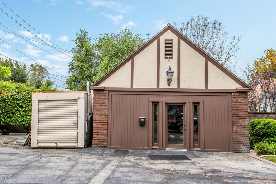 More Photos Of 592 N Euclid, Upland Office For Sale