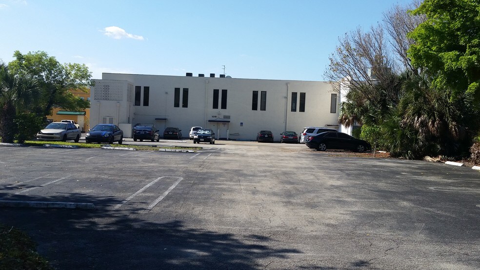 More Photos Of 10191 W Sample Rd, Coral Springs Office For Lease