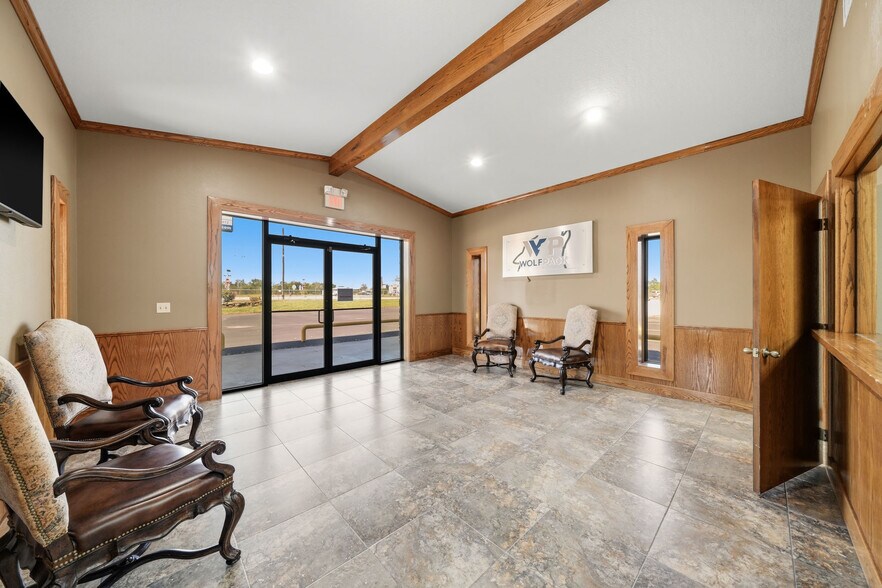 More Photos Of 4122 Hwy 90 Alt, Altair Light Distribution For Lease