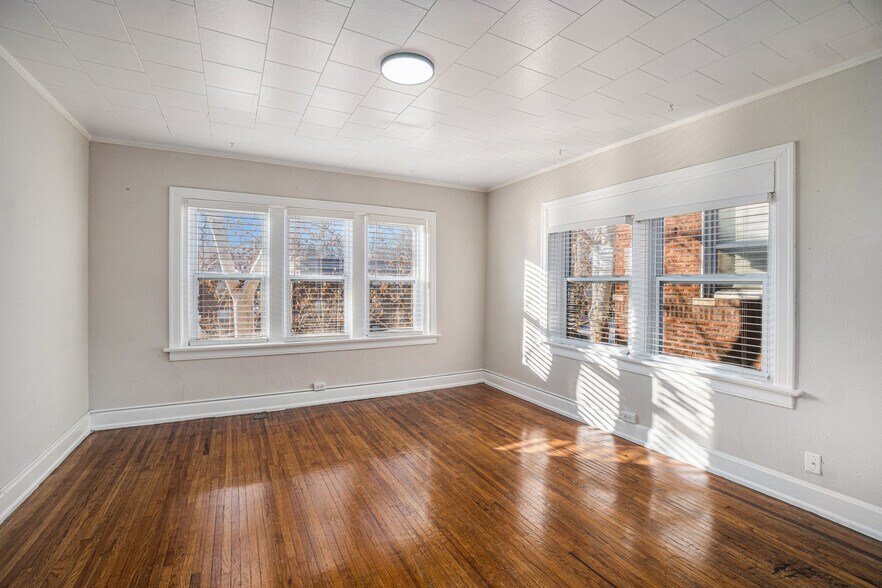 More Photos Of 712-714 W 38th St, Kansas City Apartments For Sale