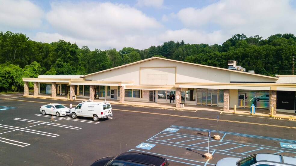 More Photos Of 1360-1399 Columbia Blvd, Bloomsburg Unknown For Lease