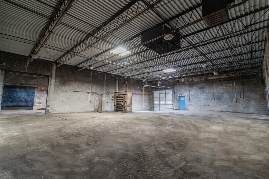 More Photos Of 487 Allens, Providence Land For Lease