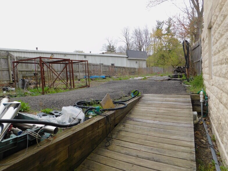 More Photos Of 448 Manville Rd, Pleasantville Office Residential For Sale