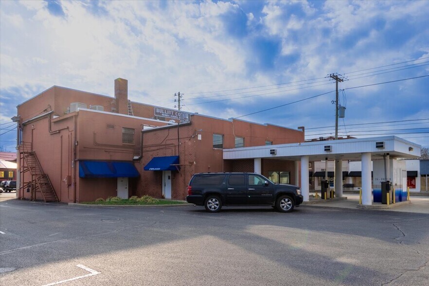 More Photos Of 340 S Buckman St, Shepherdsville Bank For Lease