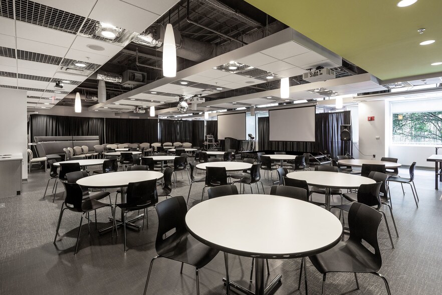 More Photos Of 18205 Crane Nest Dr, Tampa Office For Lease